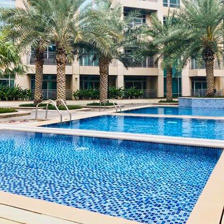 Upgraded Apartment With Stunning Burj Khalifa View Dubái Exterior foto