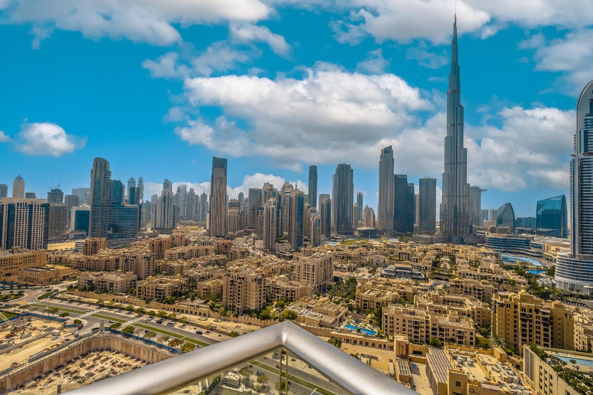 Upgraded Apartment With Stunning Burj Khalifa View Dubái Exterior foto